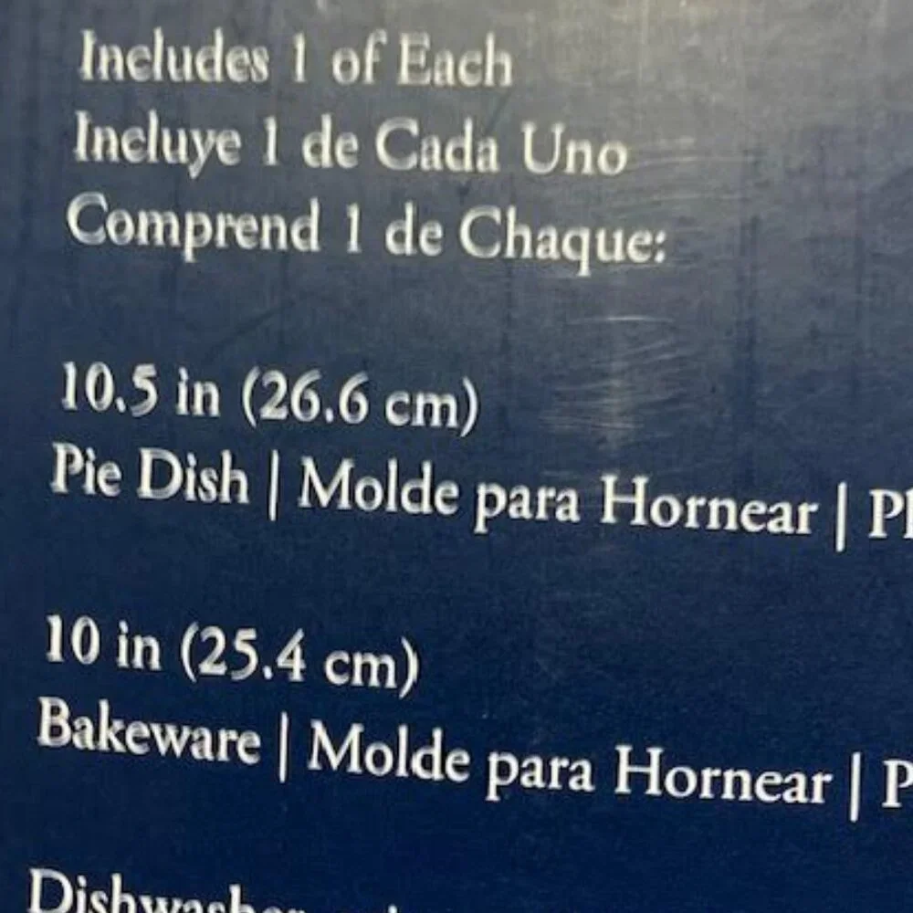 Gibson Elite hand painted 2-piece bake wear set. - Picture 4 of 5